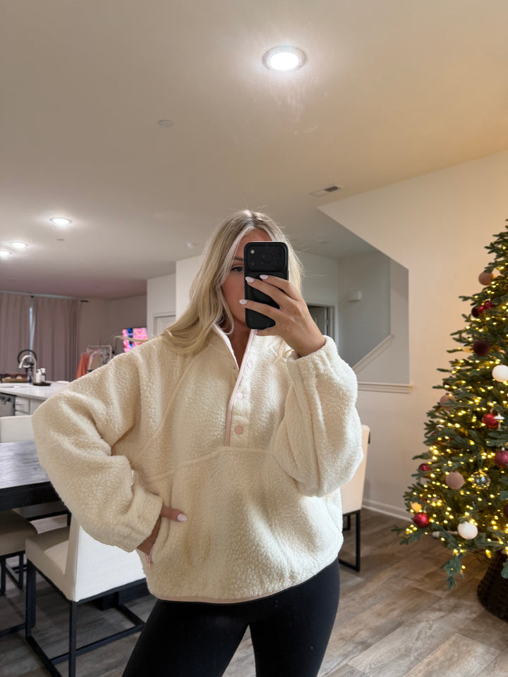 Pre Order - Halle fleece - Ivory/Pink