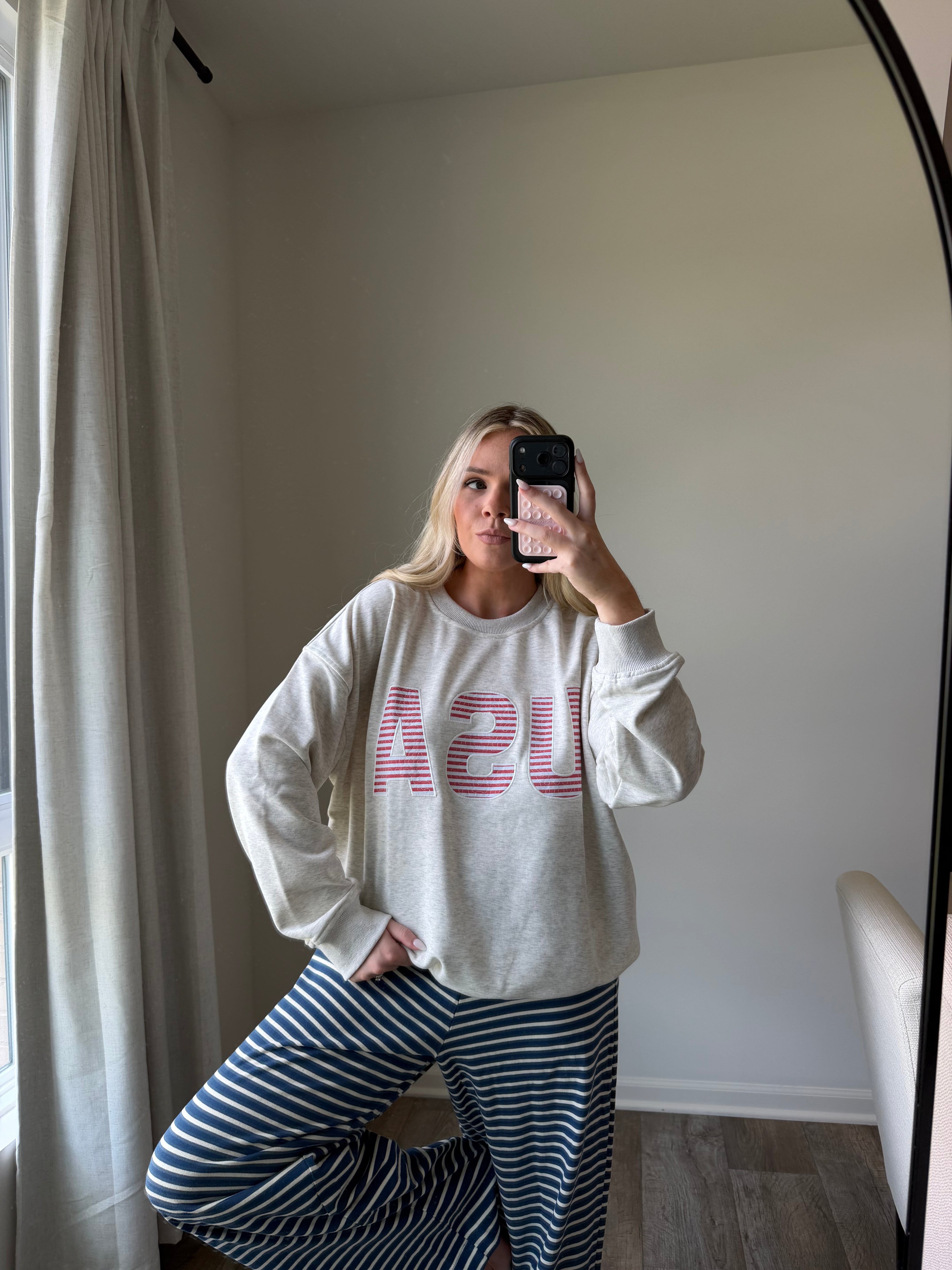 USA crewneck sweater - LT Gray