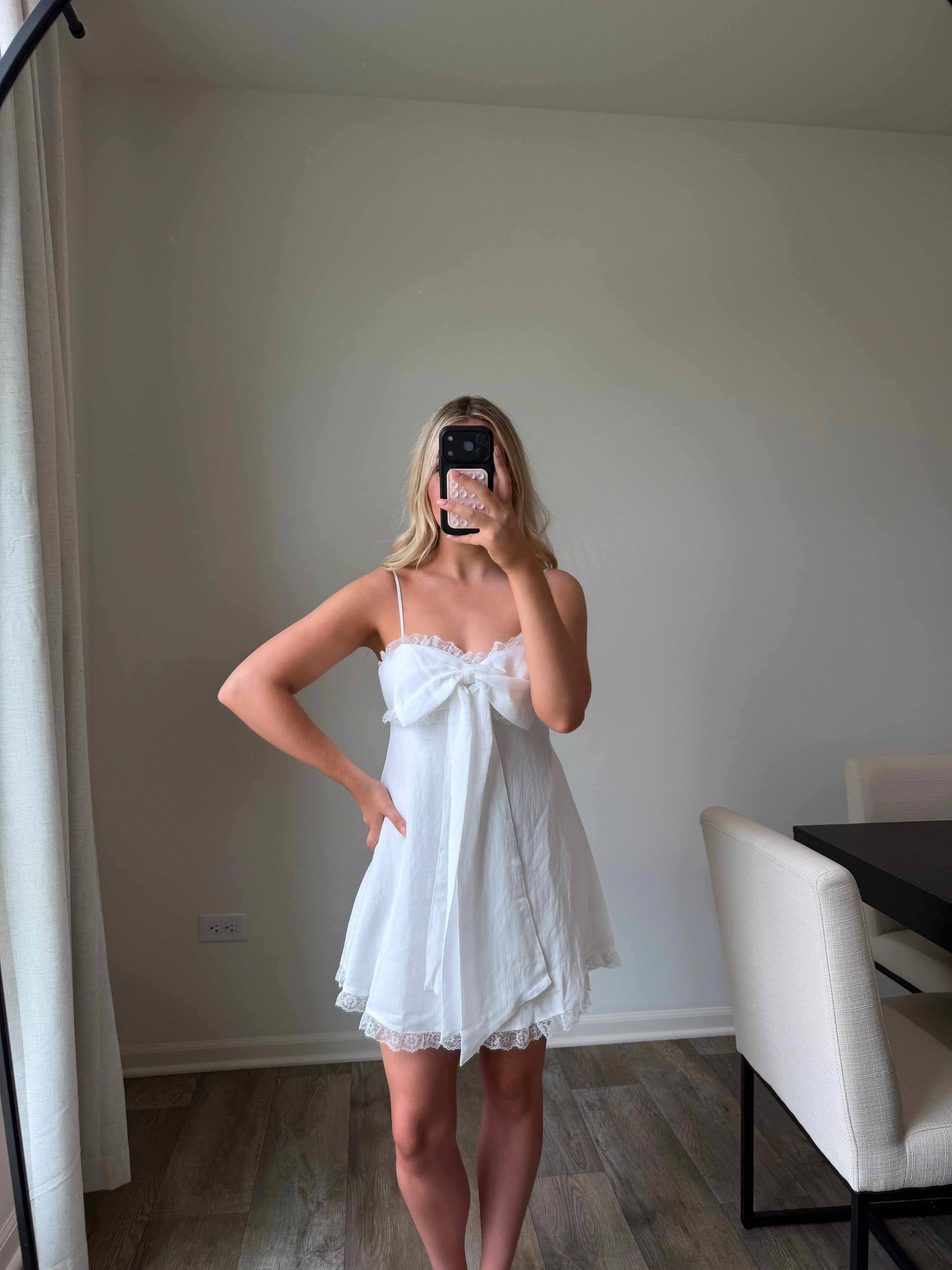 Aria Bow Lace Mini Dress - White One Arrival Aria Bow Lace Mini Dress - White One Arrival