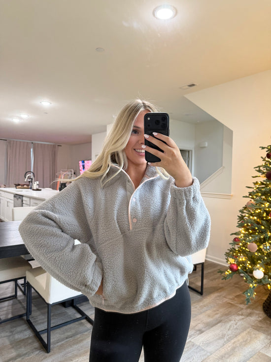 Halle Fleece Button Sweater- Gray/Lt Pink