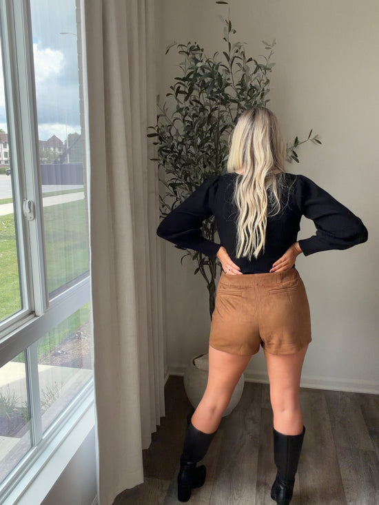 Jordan High Waisted Suede Skort - Camel