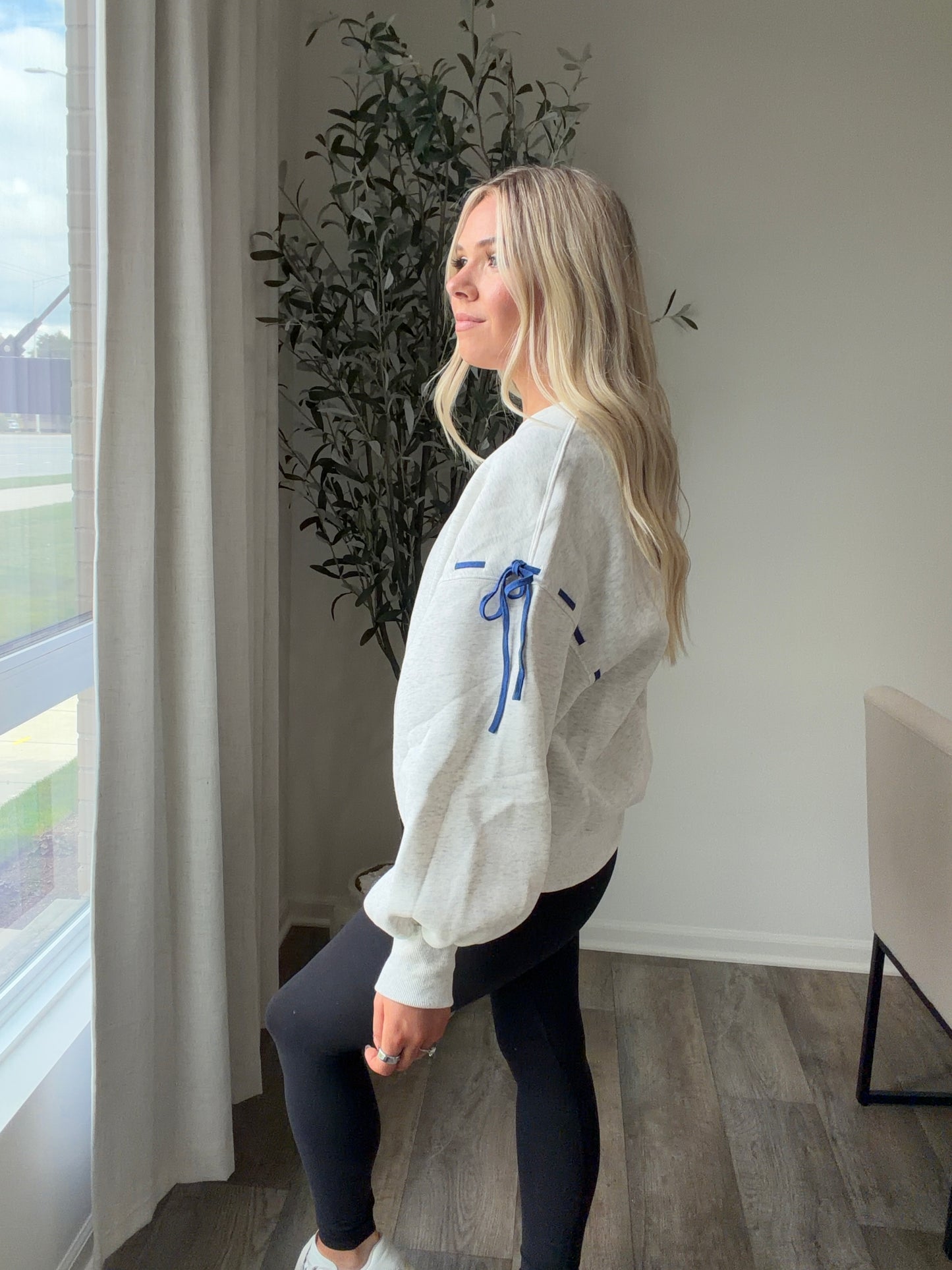 Blaire Bow Detail Sweater - Light Gray/Blue