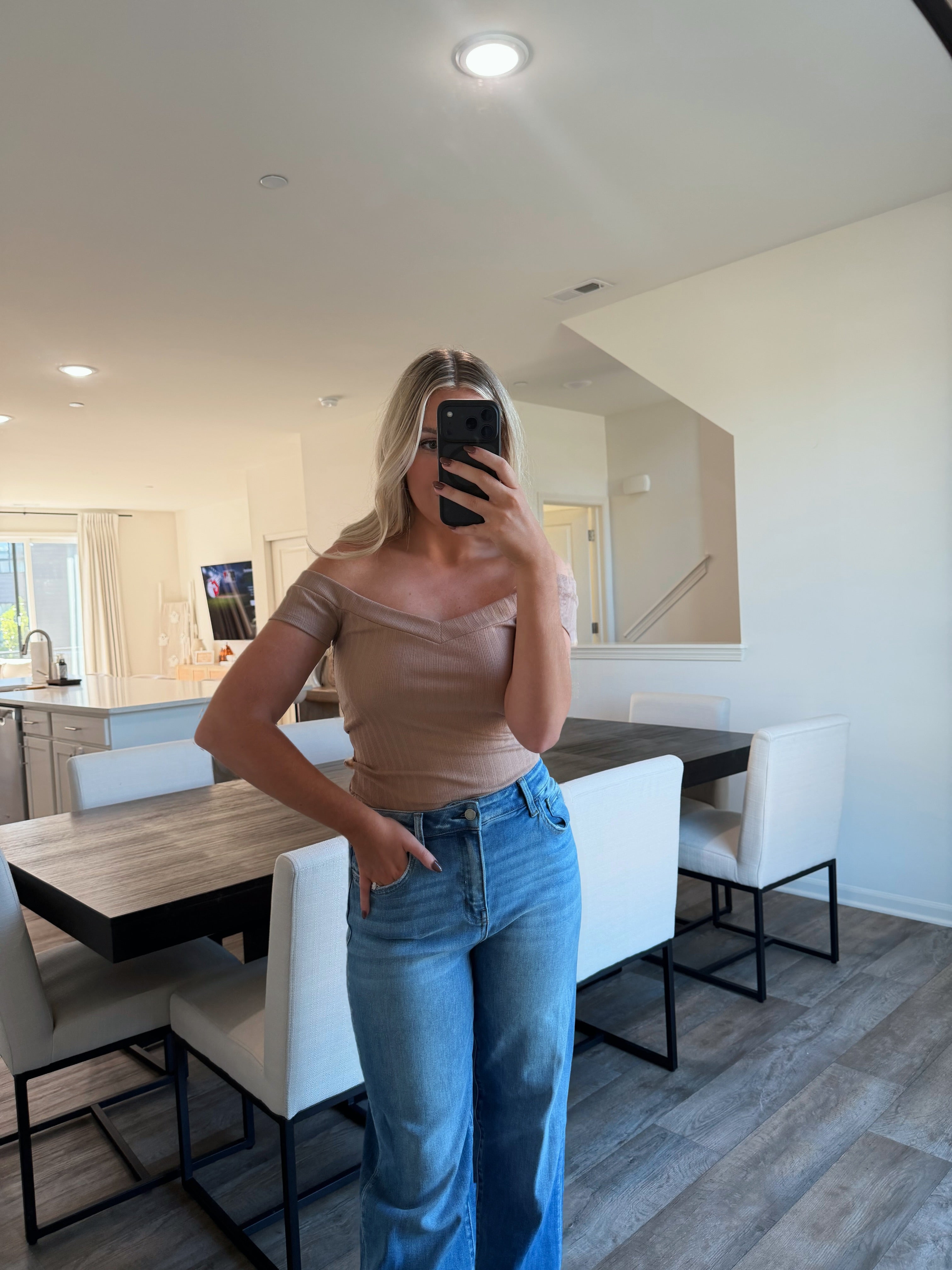 Dahlia Shoulder Knit Top- Carmel
