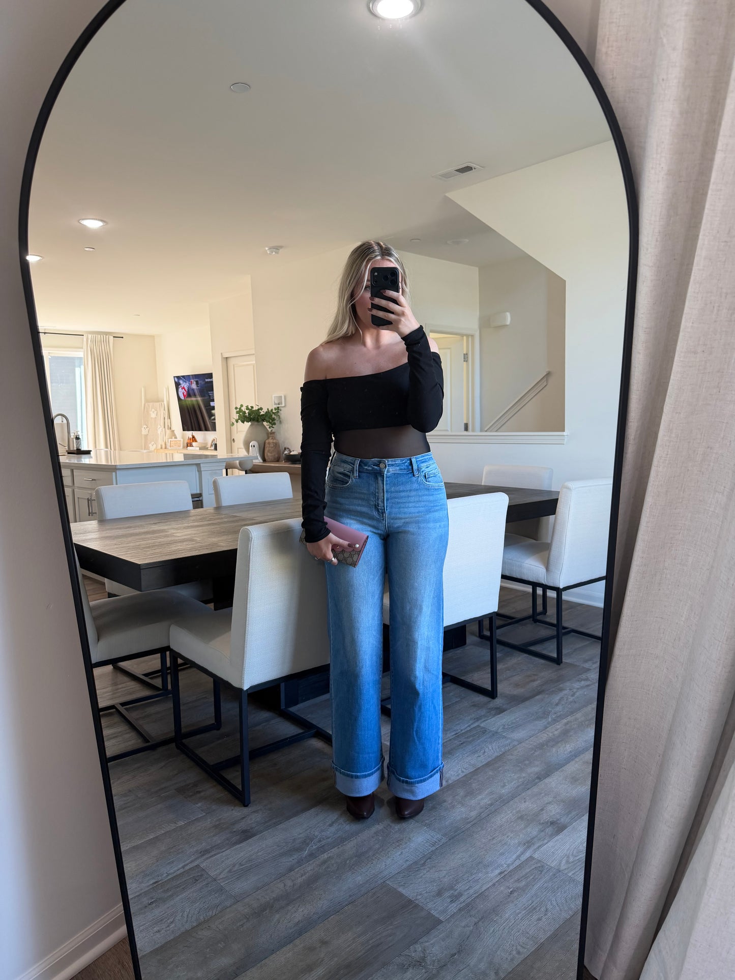 Dana High Rise Cuffed Jeans