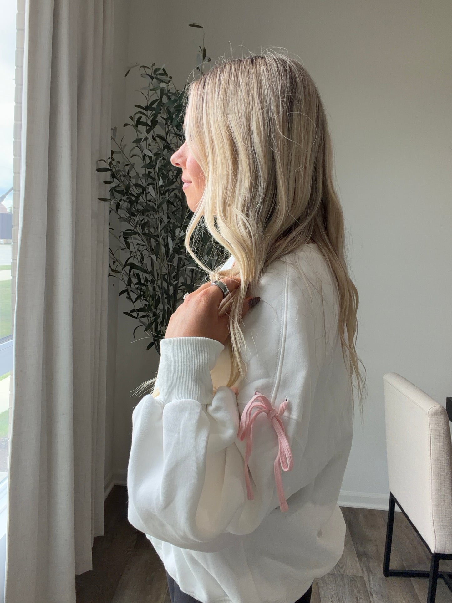 Blaire Bow Detail Sweater - White/Pink