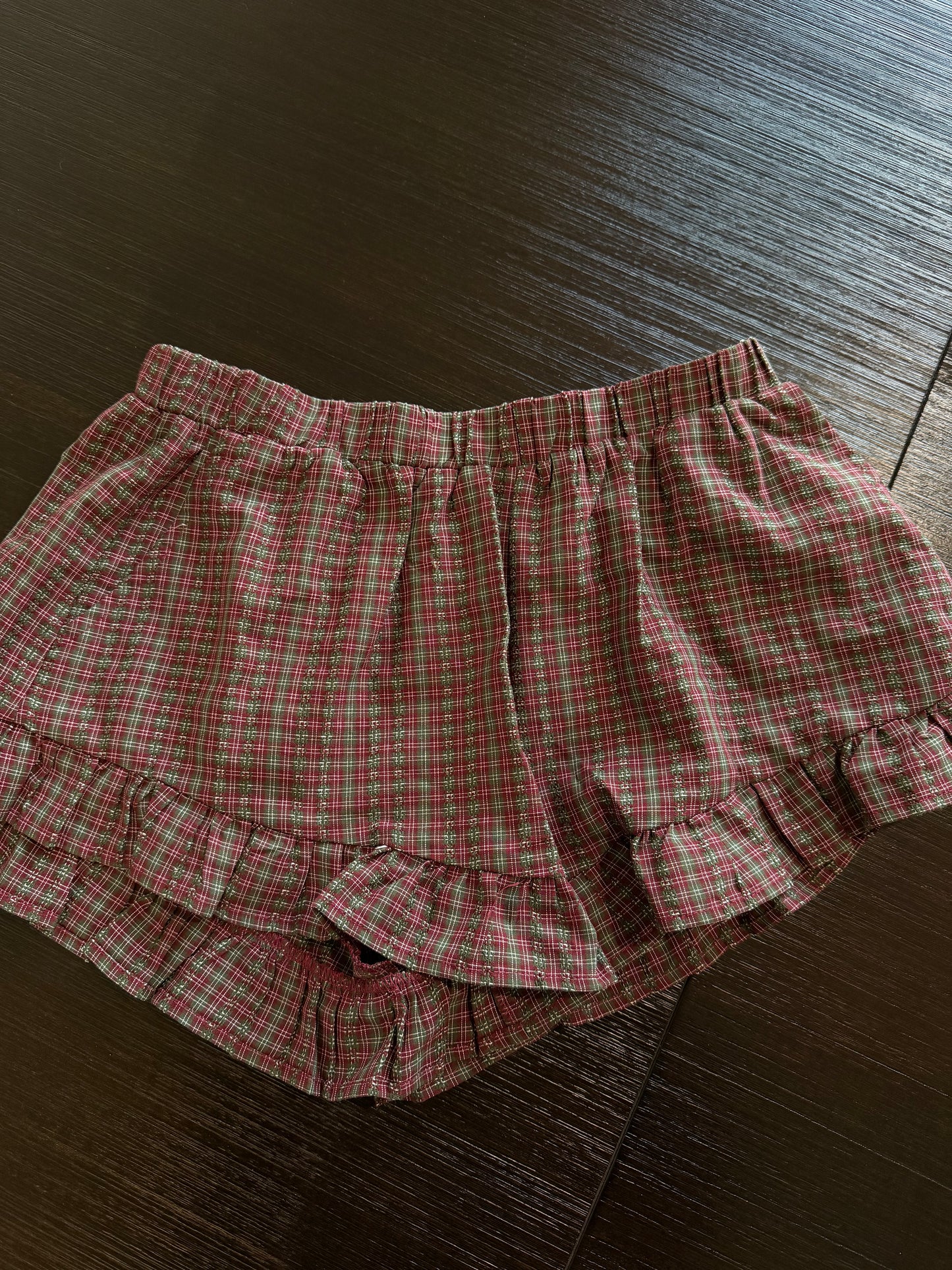 Loren Smocked Gingham Holiday SHORTS - Green&Red