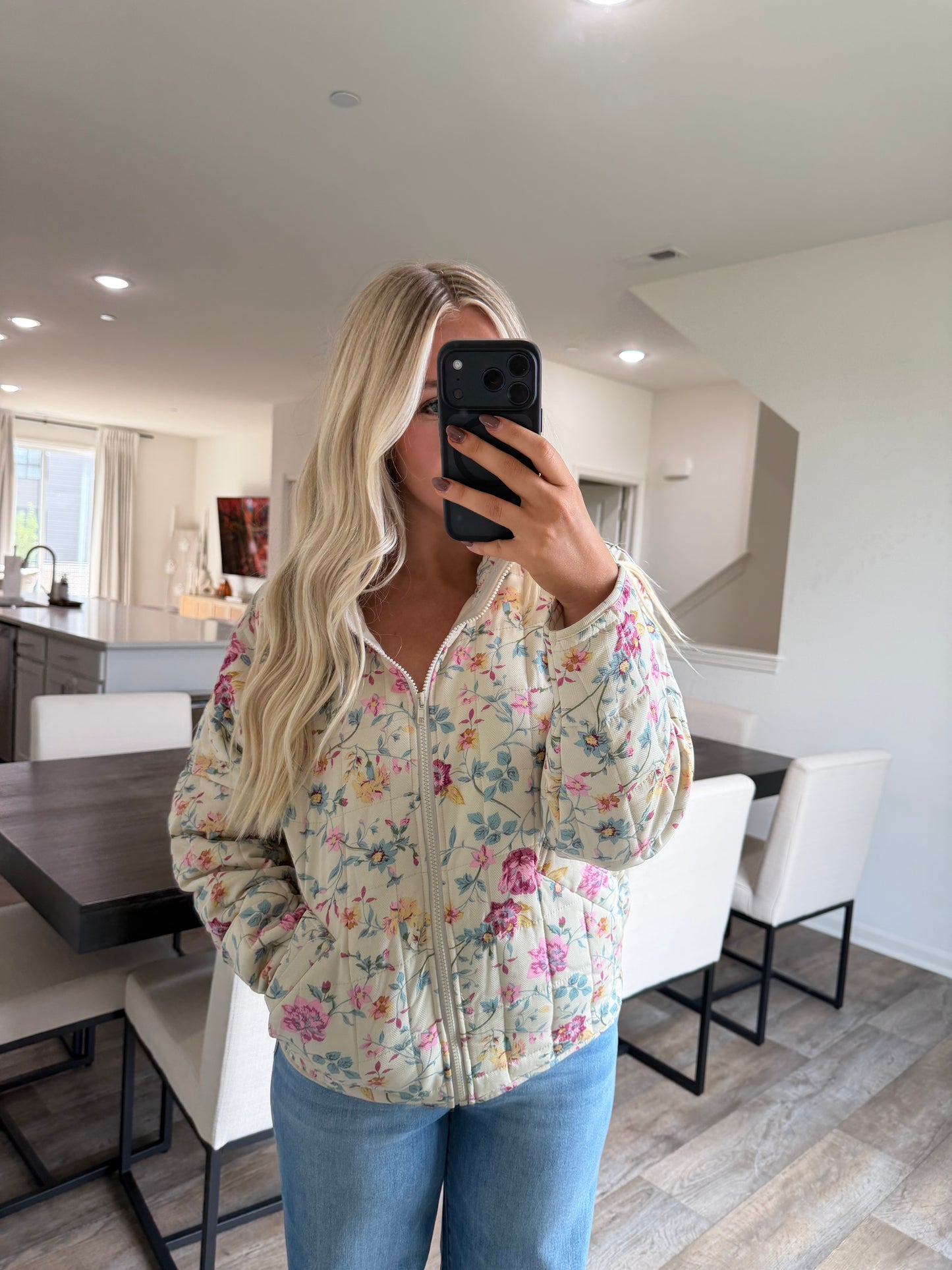 Olivia Floral Printed Quilted Jacket - Beige Floral