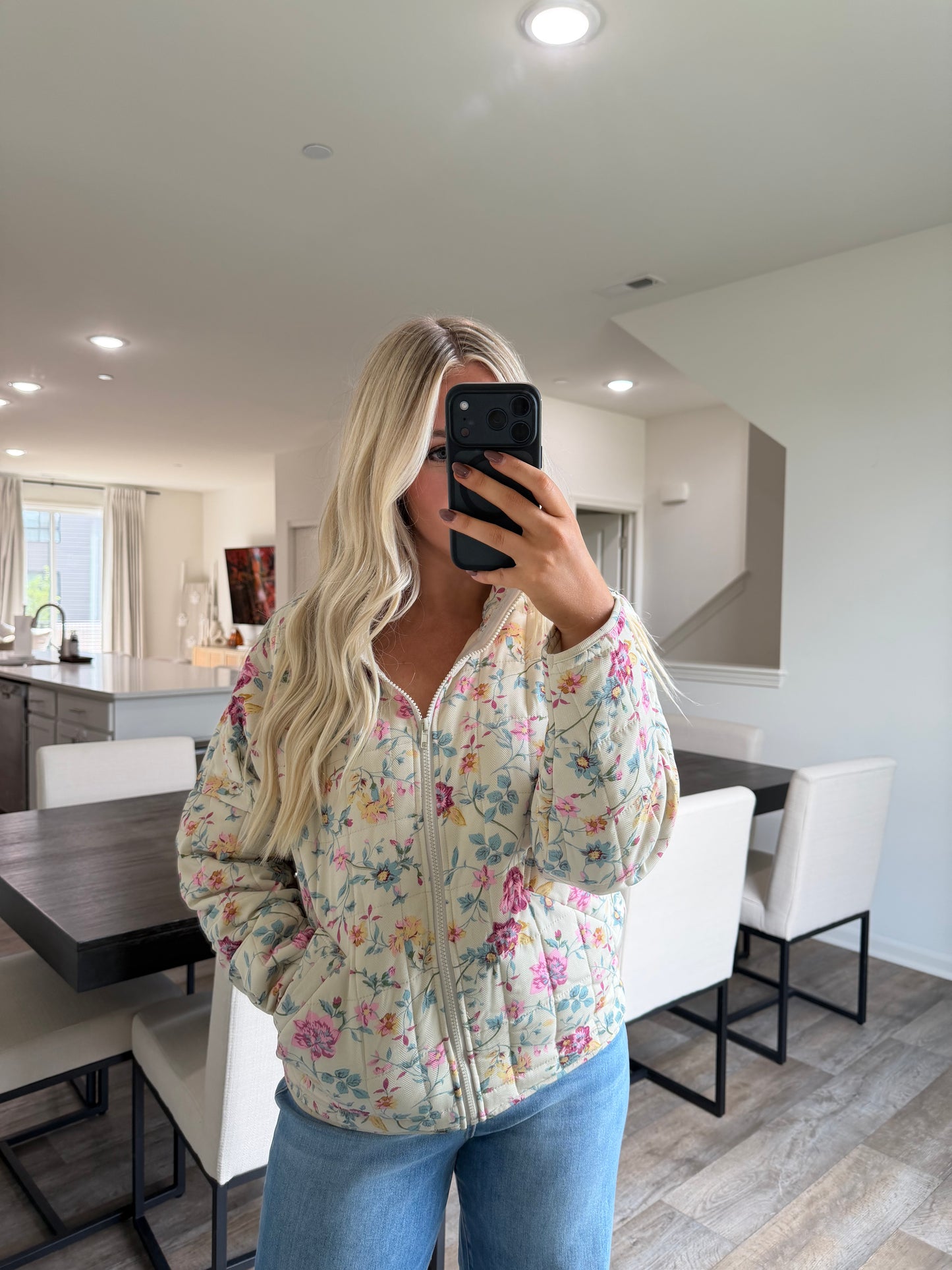 Olivia Floral Printed Quilted Jacket - Beige Floral
